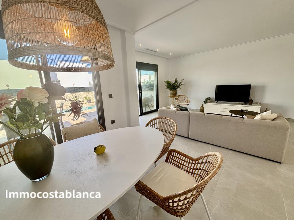 Вилла в Сьюдад-Кесада, 118 м², 430 000 €, фото 9, объявление 44943536