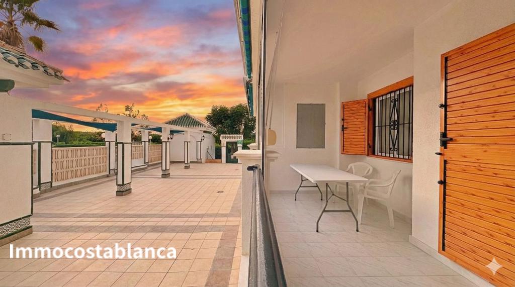 Квартира в Торревьехе, 45 м², 188 000 €, фото 1, объявление 52943536