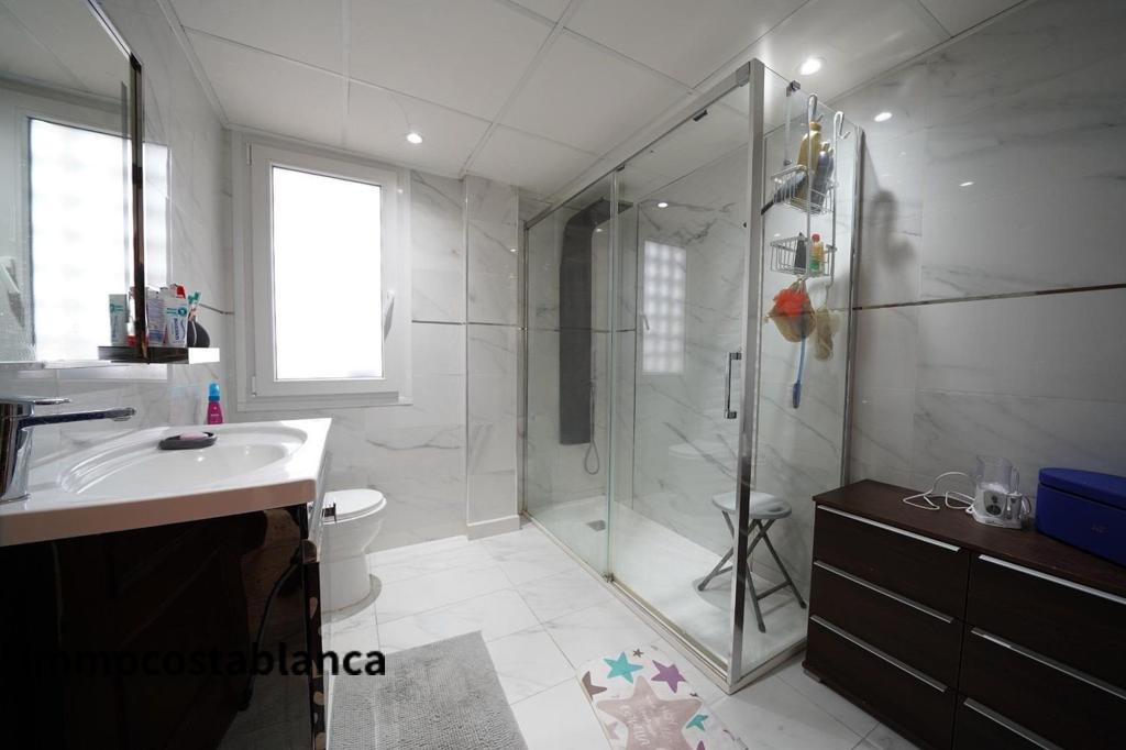 Квартира в Аликанте, 130 м², 300 000 €, фото 4, объявление 33610016