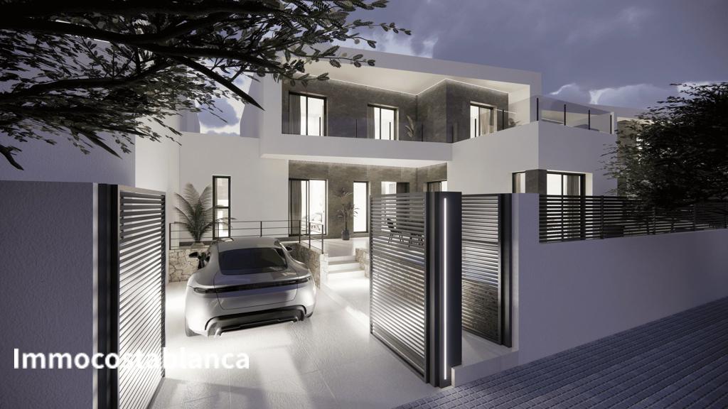 Квартира в Долоресе, 200 м², 425 000 €, фото 1, объявление 56127536