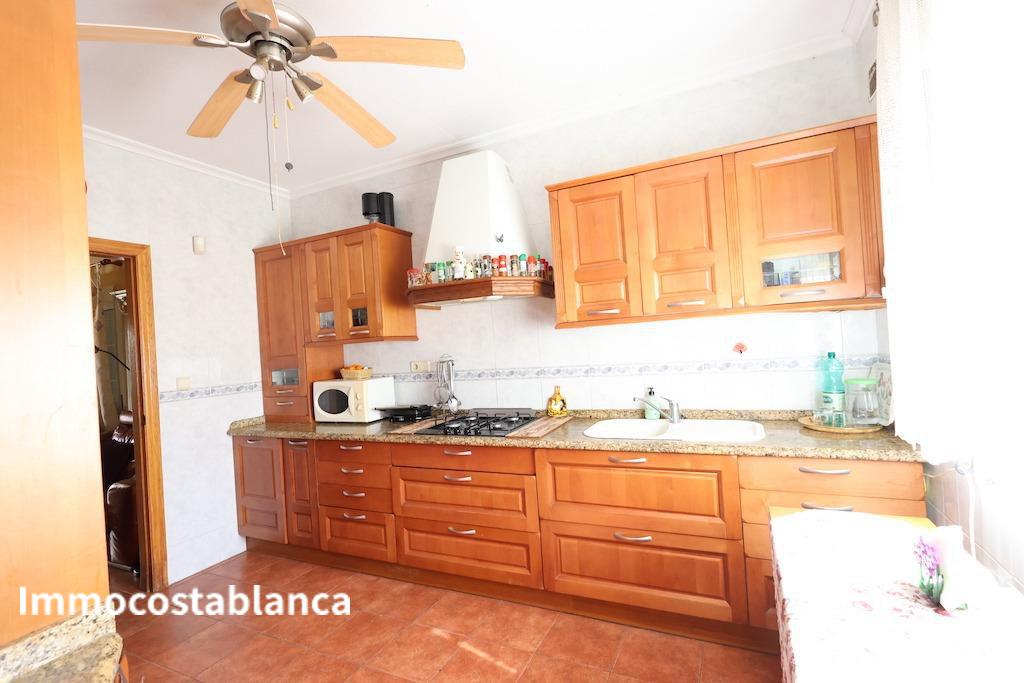 Вилла в Ориуэла Коста, 172 м², 555 000 €, фото 2, объявление 67817216