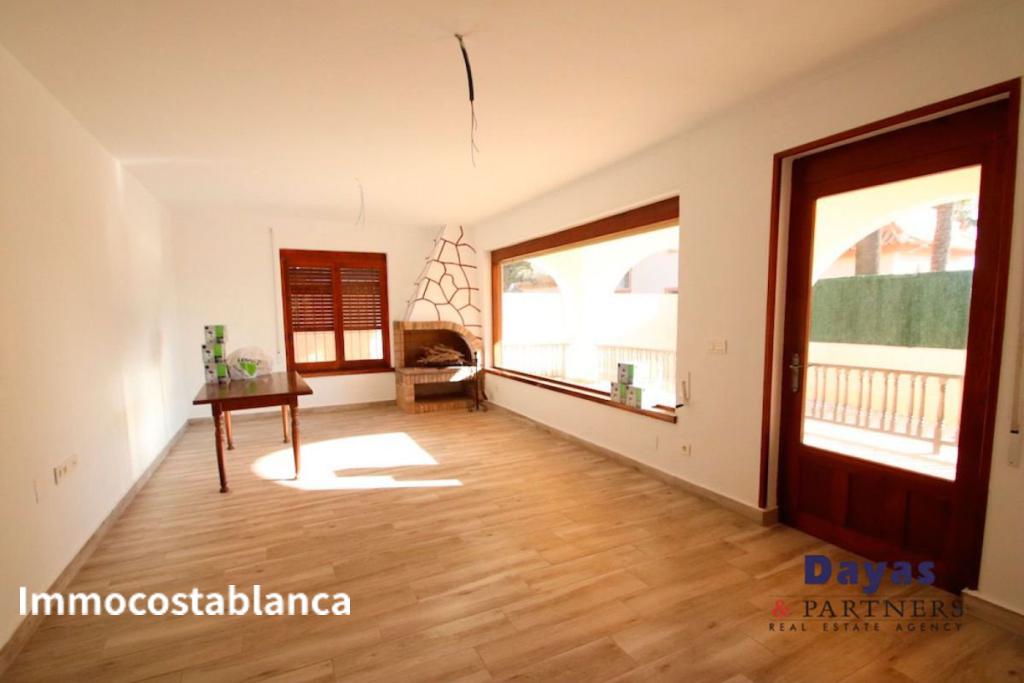 Вилла в Торревьехе, 137 м², 550 000 €, фото 10, объявление 904096