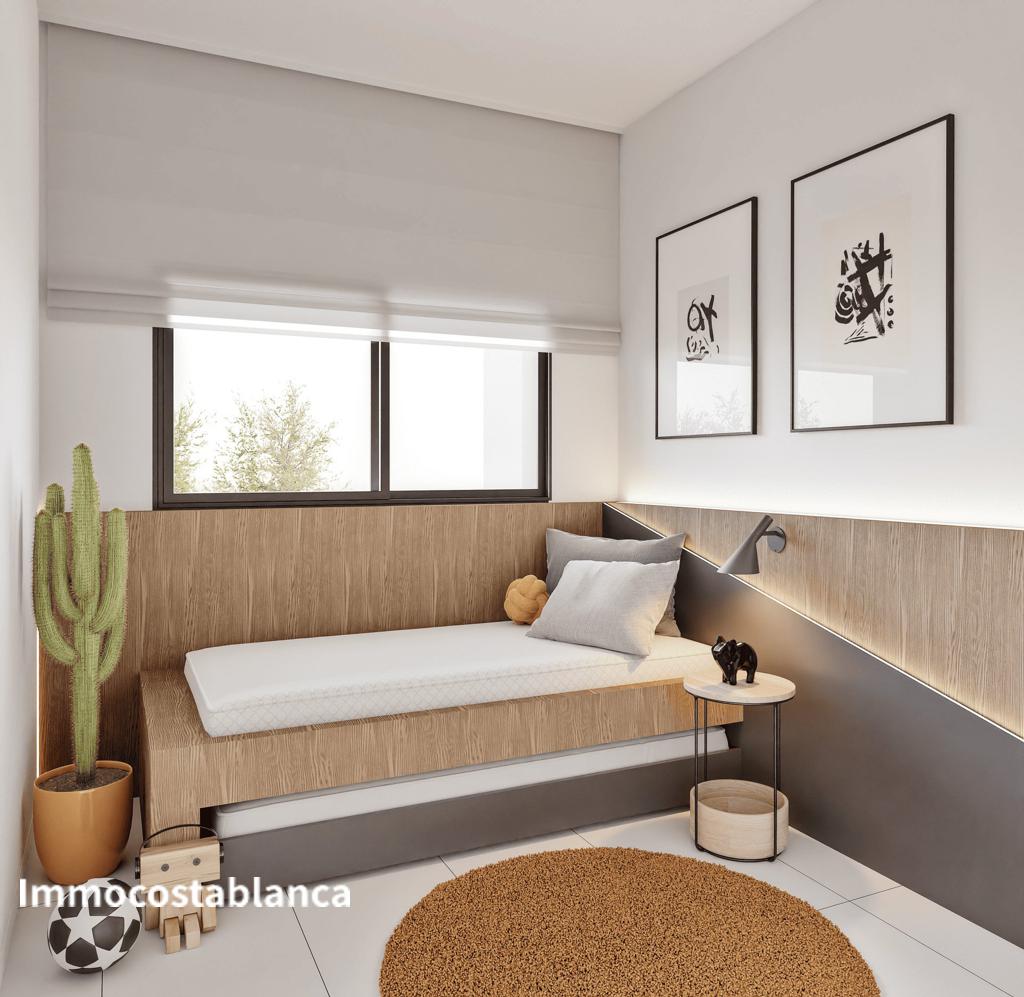 Коттедж в Сан-Мигель-де-Салинасе, 108 м², 230 000 €, фото 1, объявление 5247536