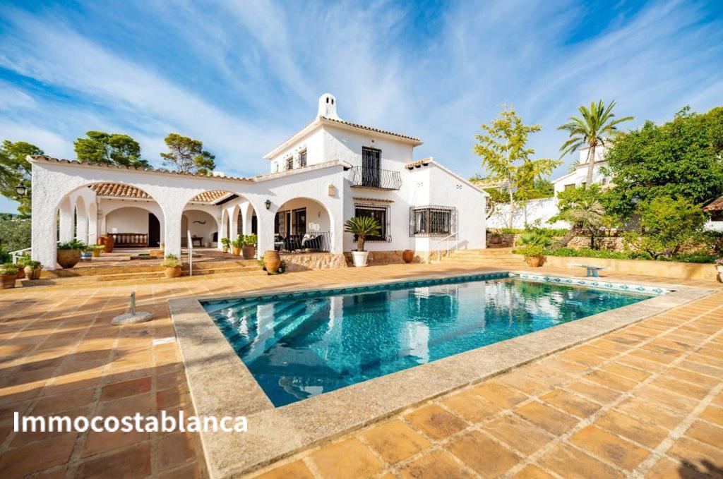 Коттедж в Морайре, 266 м², 1 699 000 €, фото 1, объявление 5728176