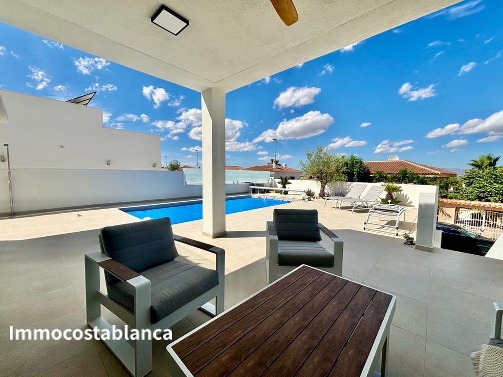 Вилла в Сьюдад-Кесада, 120 м², 479 000 €, фото 9, объявление 40601216