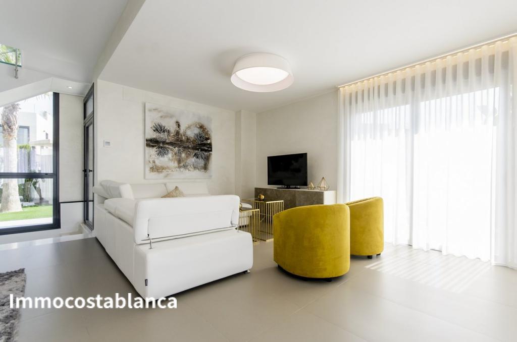 Вилла в Ориуэла Коста, 193 м², 1 195 000 €, фото 1, объявление 66847536