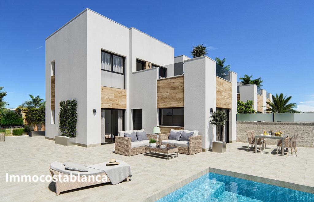 Вилла в Ла Марине, 108 м², 395 000 €, фото 1, объявление 2138816