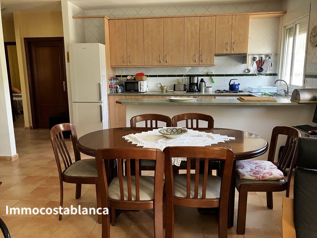 Вилла в Бенидорме, 279 000 €, фото 9, объявление 43897216