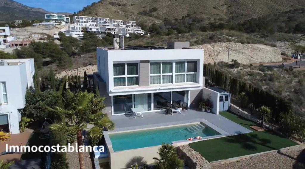 Вилла в Бенидорме, 224 м², 1 100 000 €, фото 1, объявление 33497216