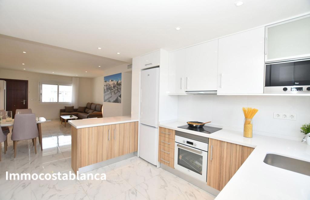 Квартира в Сан-Мигель-де-Салинасе, 75 м², 244 000 €, фото 1, объявление 7253936