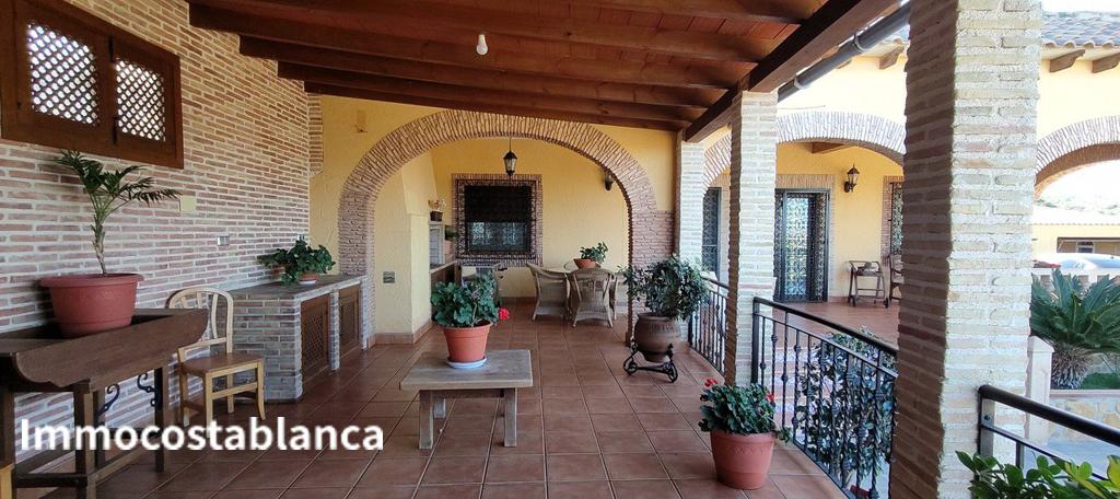 Вилла в Бигастро, 265 м², 469 000 €, фото 8, объявление 77362736