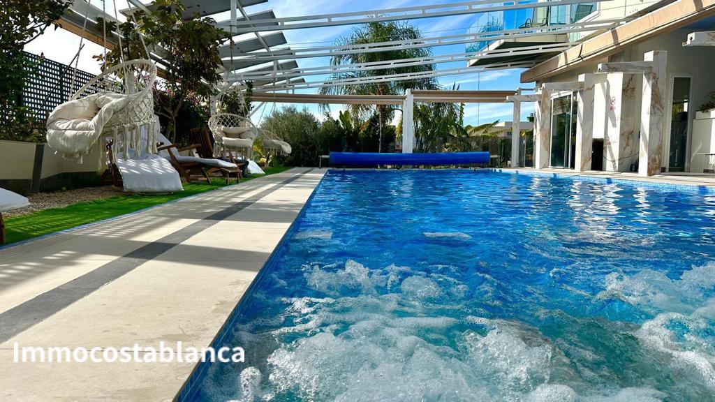 Квартира в Бенидорме, 103 м², 280 000 €, фото 5, объявление 36697216