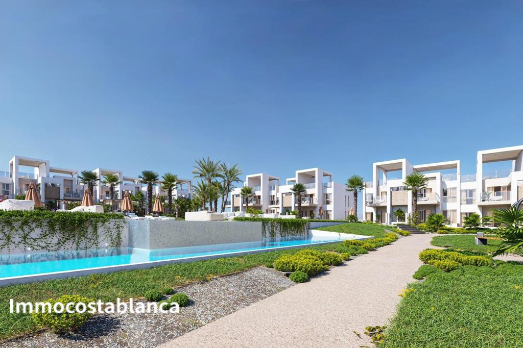 Коттедж в Сьюдад-Кесада, 85 м², 353 000 €, фото 2, объявление 54127536