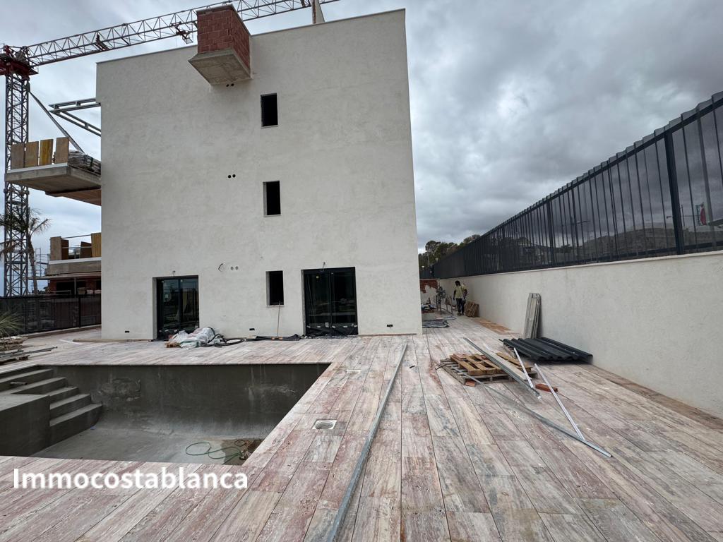 Квартира в Бенидорме, 88 м², 360 000 €, фото 10, объявление 74447536