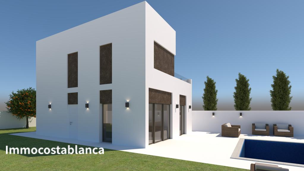 Вилла в Сьюдад-Кесада, 114 м², 490 000 €, фото 1, объявление 3335536