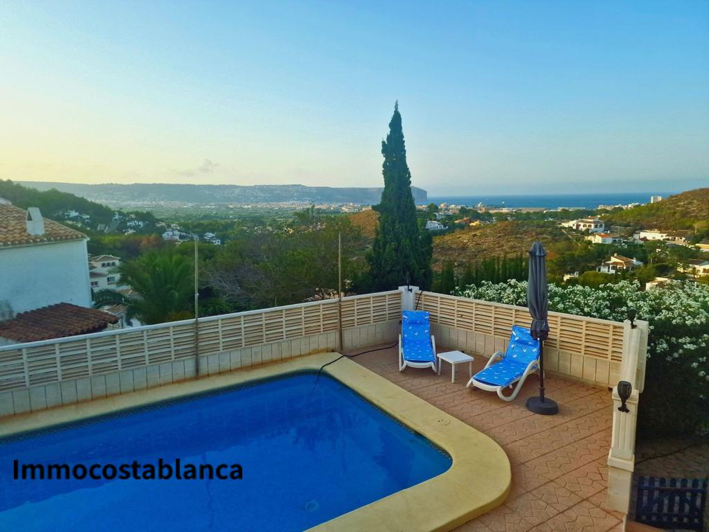 Вилла в Хавеа, 245 м², 695 000 €, фото 1, объявление 11017216