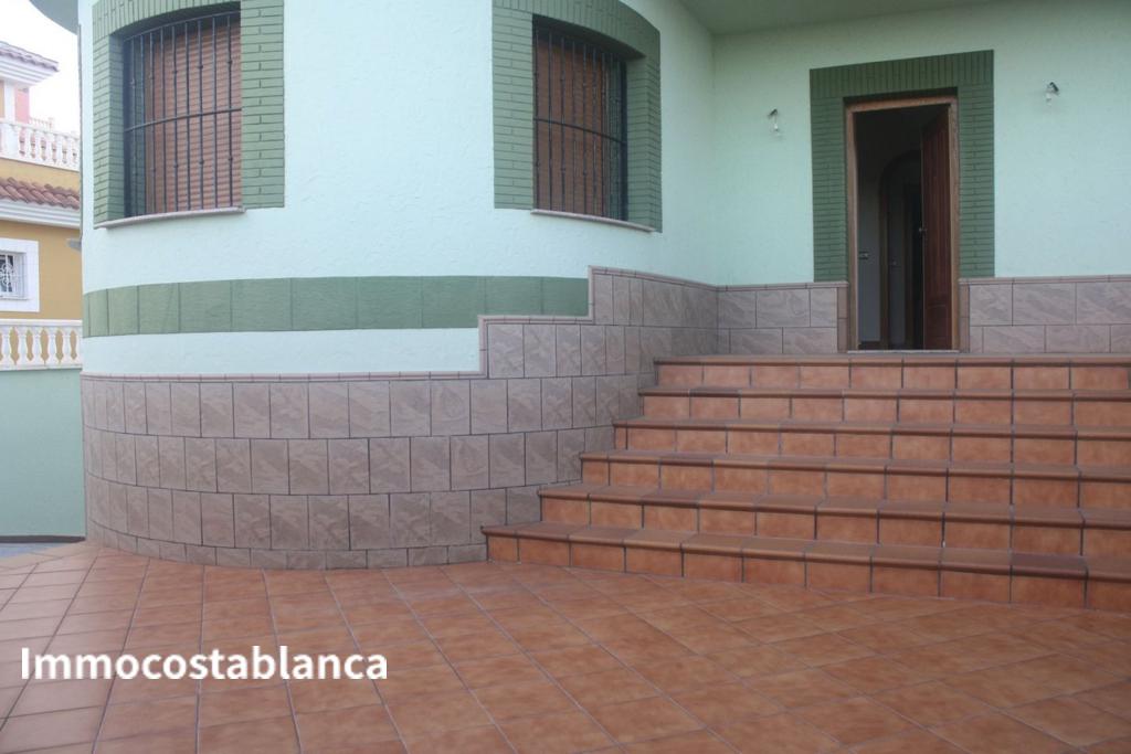 Вилла в Торревьехе, 154 м², 550 000 €, фото 5, объявление 11567536