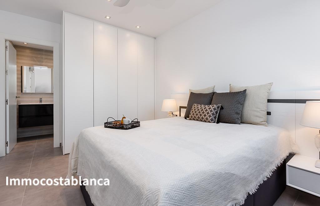 Вилла в Пилар-де-ла-Орададе, 111 м², 325 000 €, фото 1, объявление 24338416