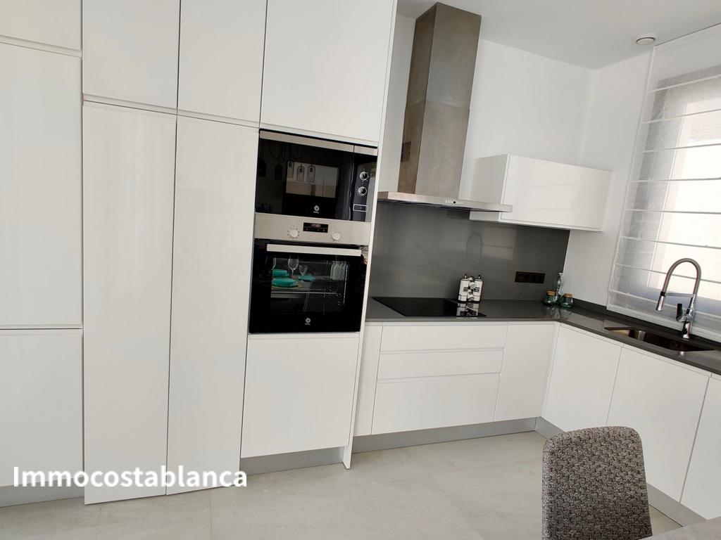 Коттедж в Полопе, 225 м², 592 000 €, фото 4, объявление 10716256