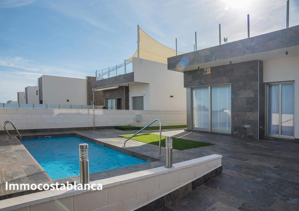 Вилла в Ориуэла Коста, 171 м², 390 000 €, фото 1, объявление 70839456