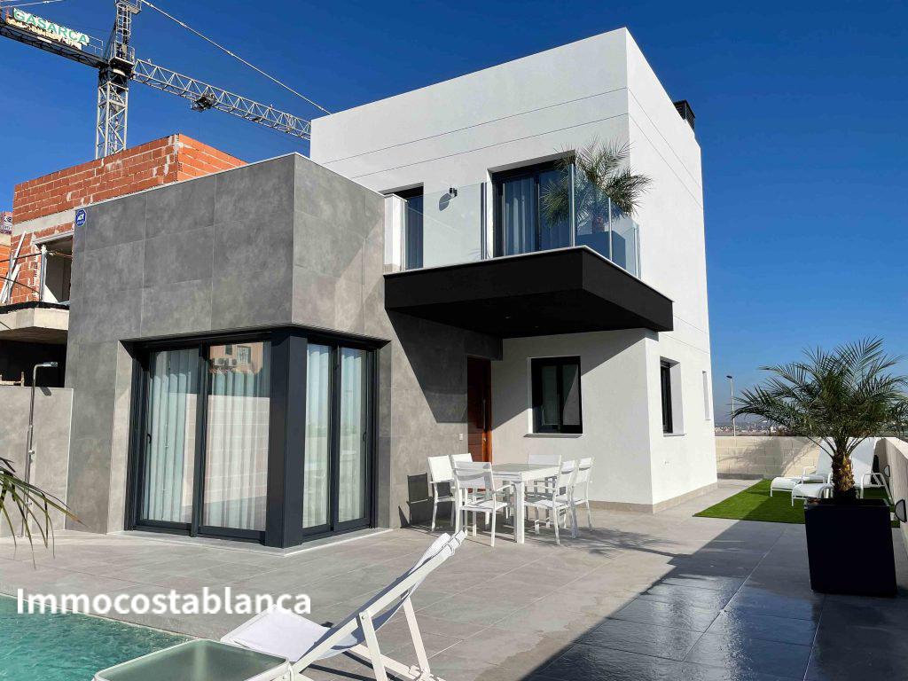 4-комн. вилла в Аликанте, 213 м², 500 000 €, фото 1, объявление 72514496