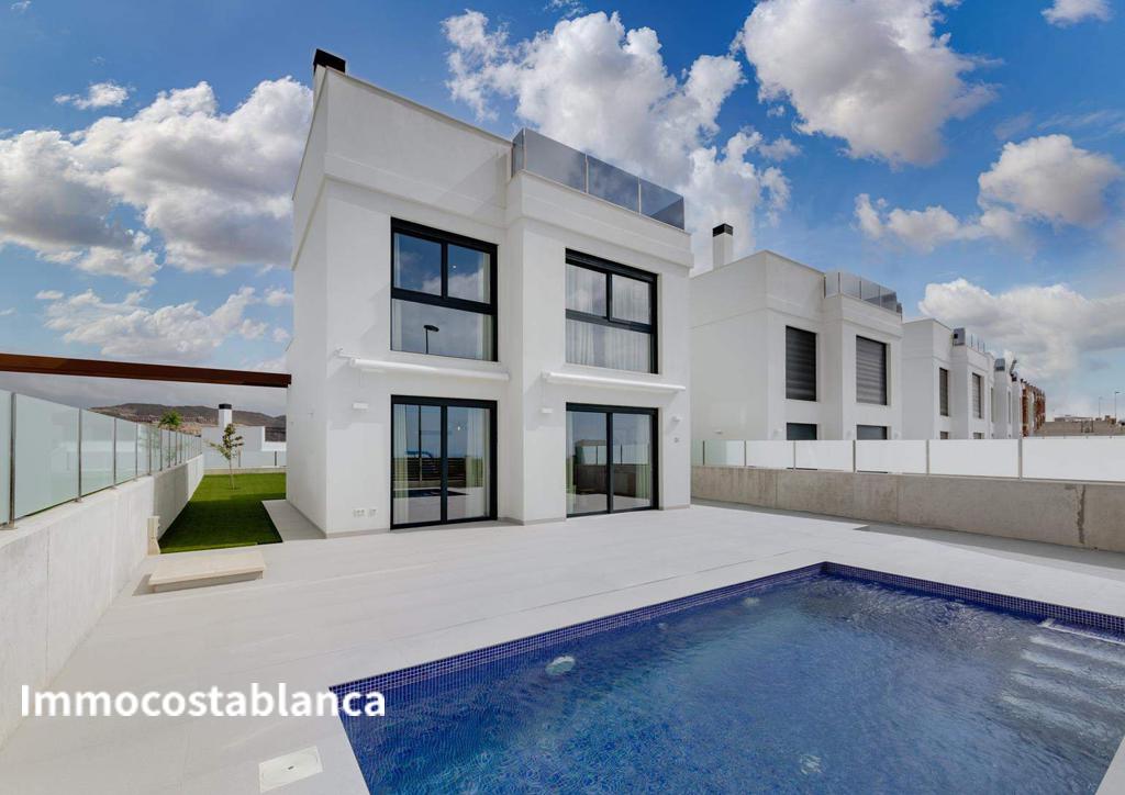 Вилла в Мучамьеле, 120 м², 450 000 €, фото 1, объявление 7065216