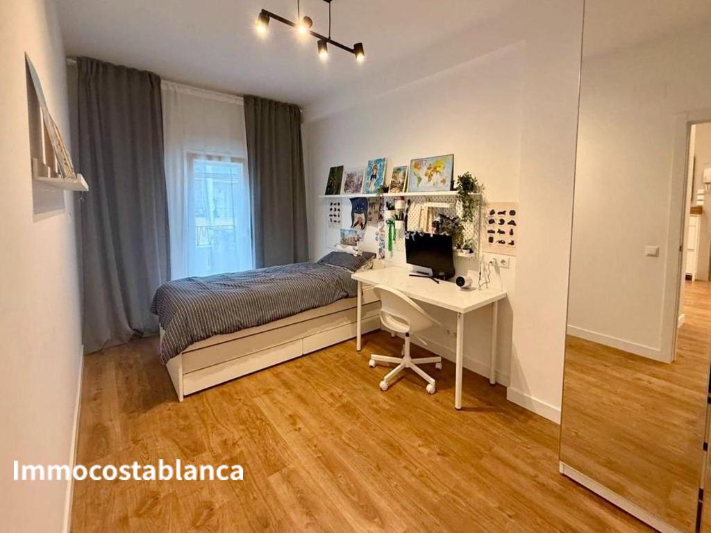 Квартира в Аликанте, 91 м², 250 000 €, фото 4, объявление 2410016