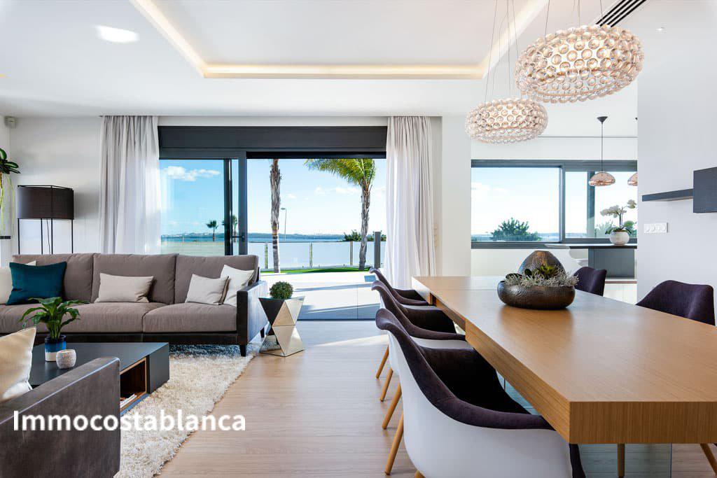 Вилла в Сьюдад-Кесада, 244 м², 822 000 €, фото 2, объявление 44047536
