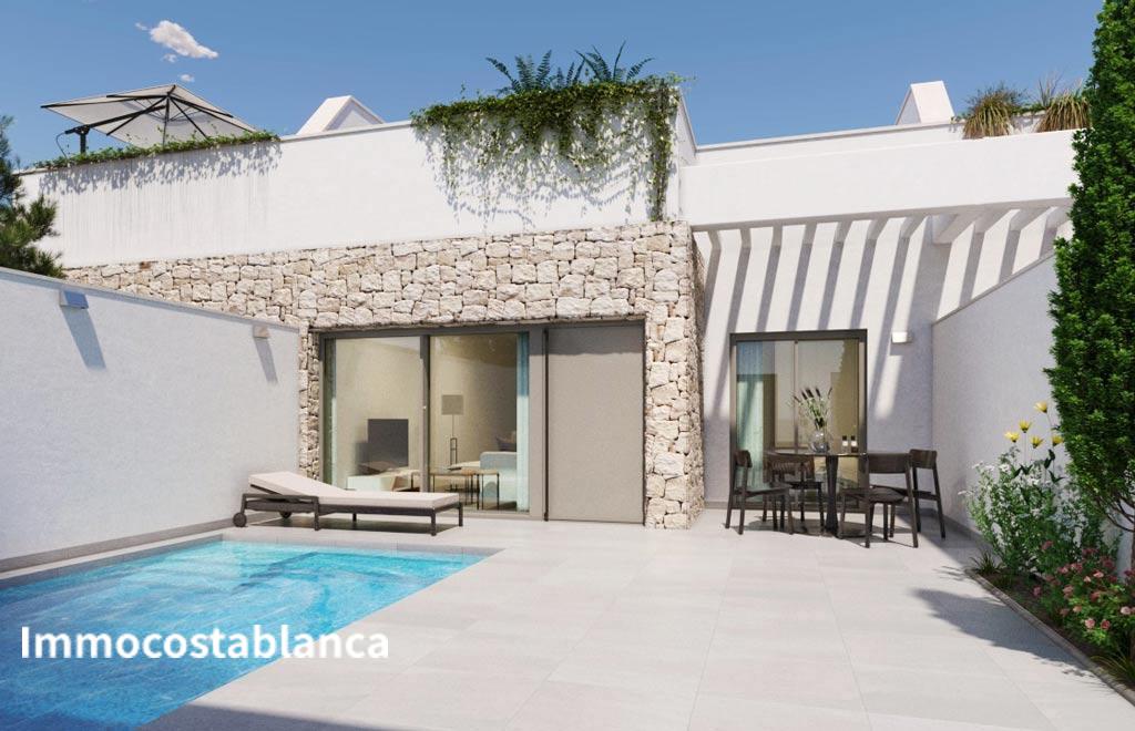 Вилла в Пилар-де-ла-Орададе, 83 м², 480 000 €, фото 1, объявление 77953216