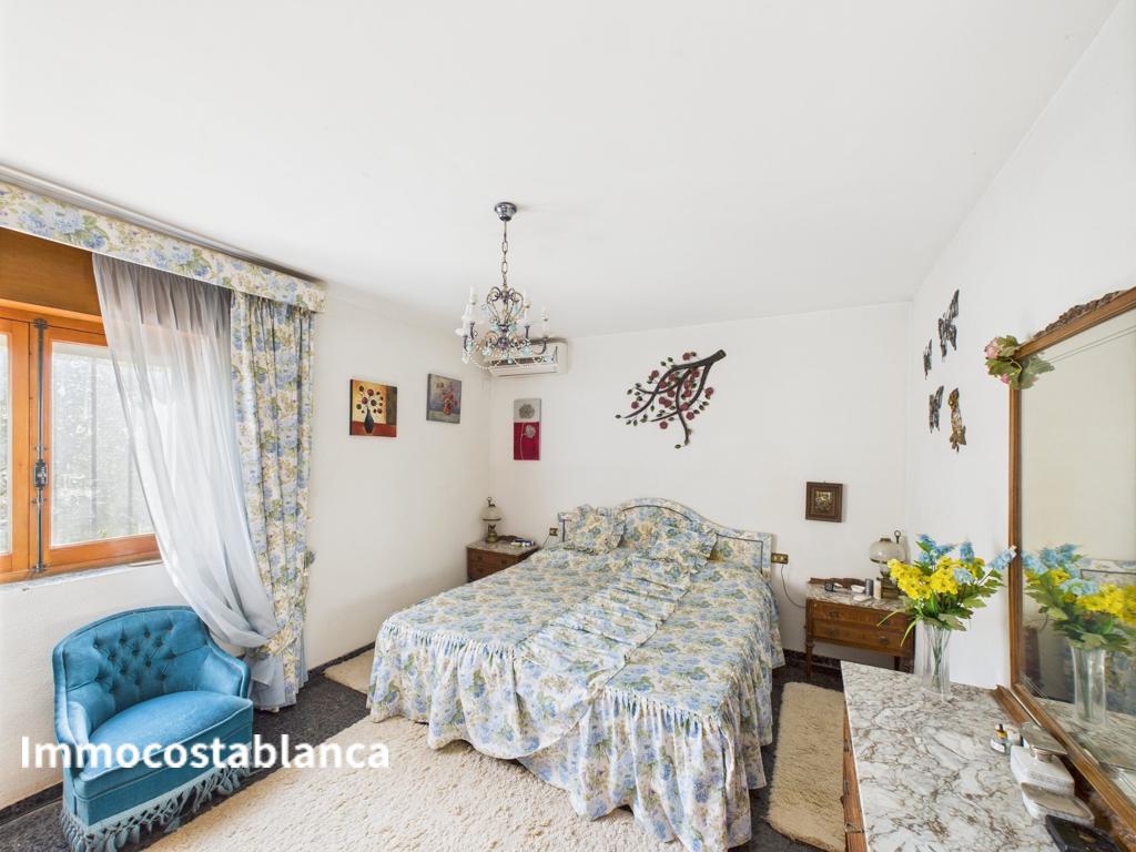 Дом в городе в Дении, 270 м², 650 000 €, фото 2, объявление 52589936