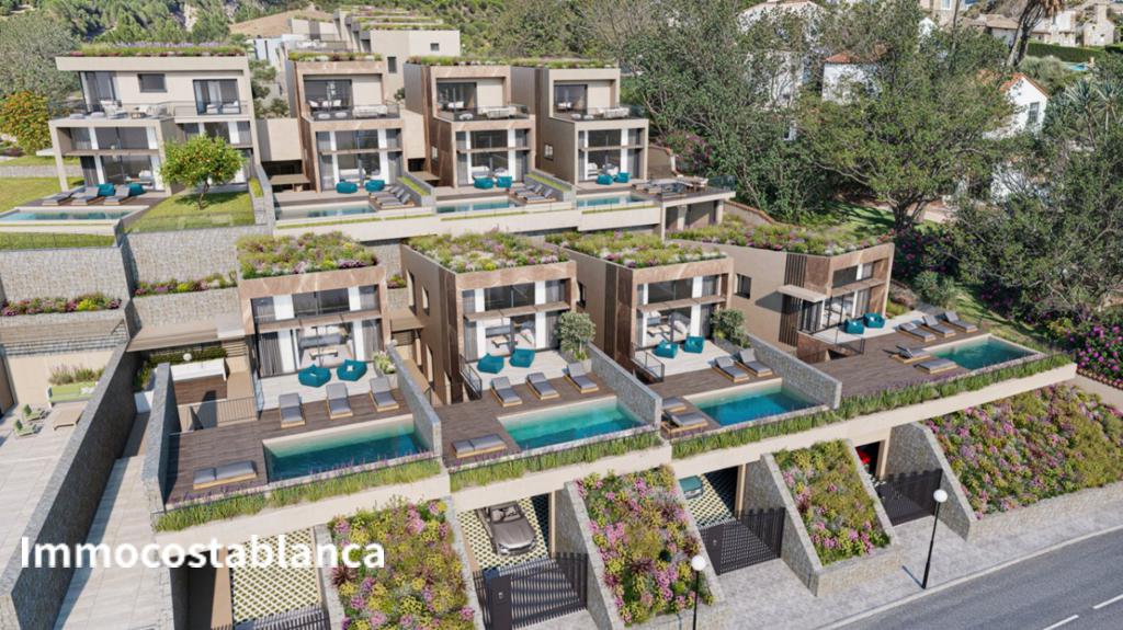 Коттедж в Ла-Нусии, 200 м², 656 000 €, фото 1, объявление 46688416