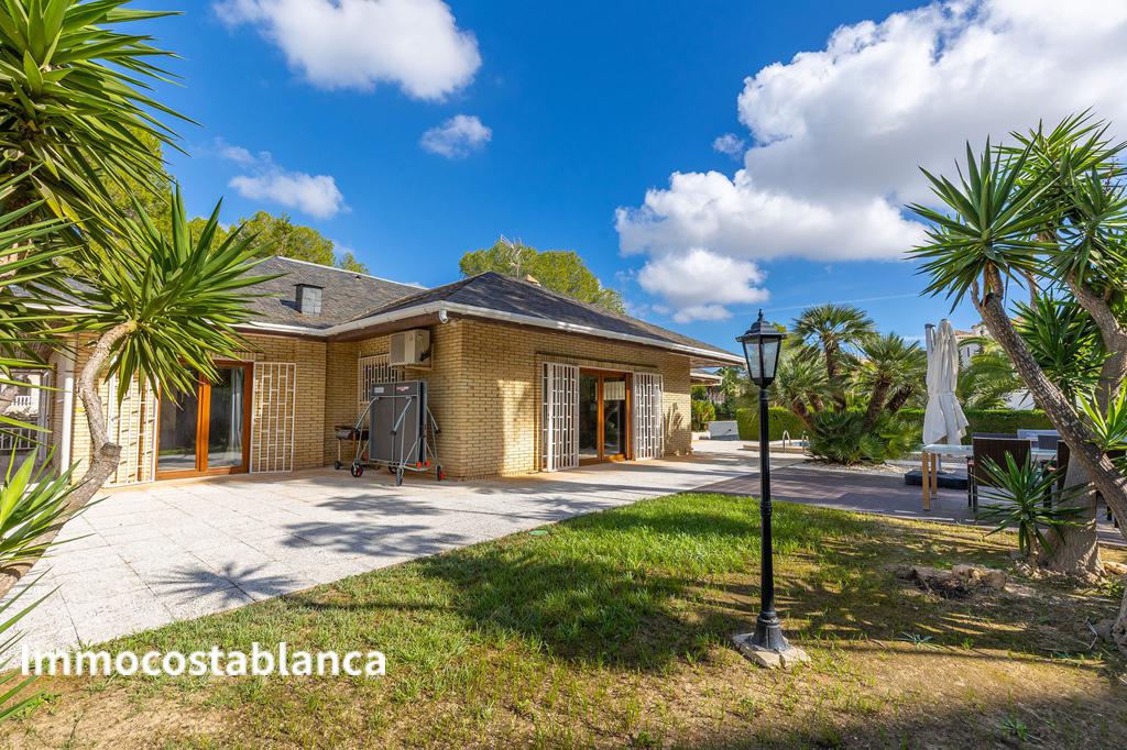 Вилла в Ориуэла Коста, 366 м², 670 000 €, фото 8, объявление 4697216