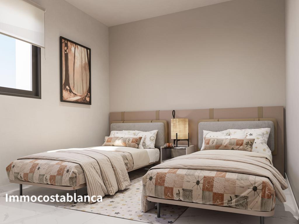 Коттедж в Торревьехе, 150 м², 338 000 €, фото 1, объявление 24904416