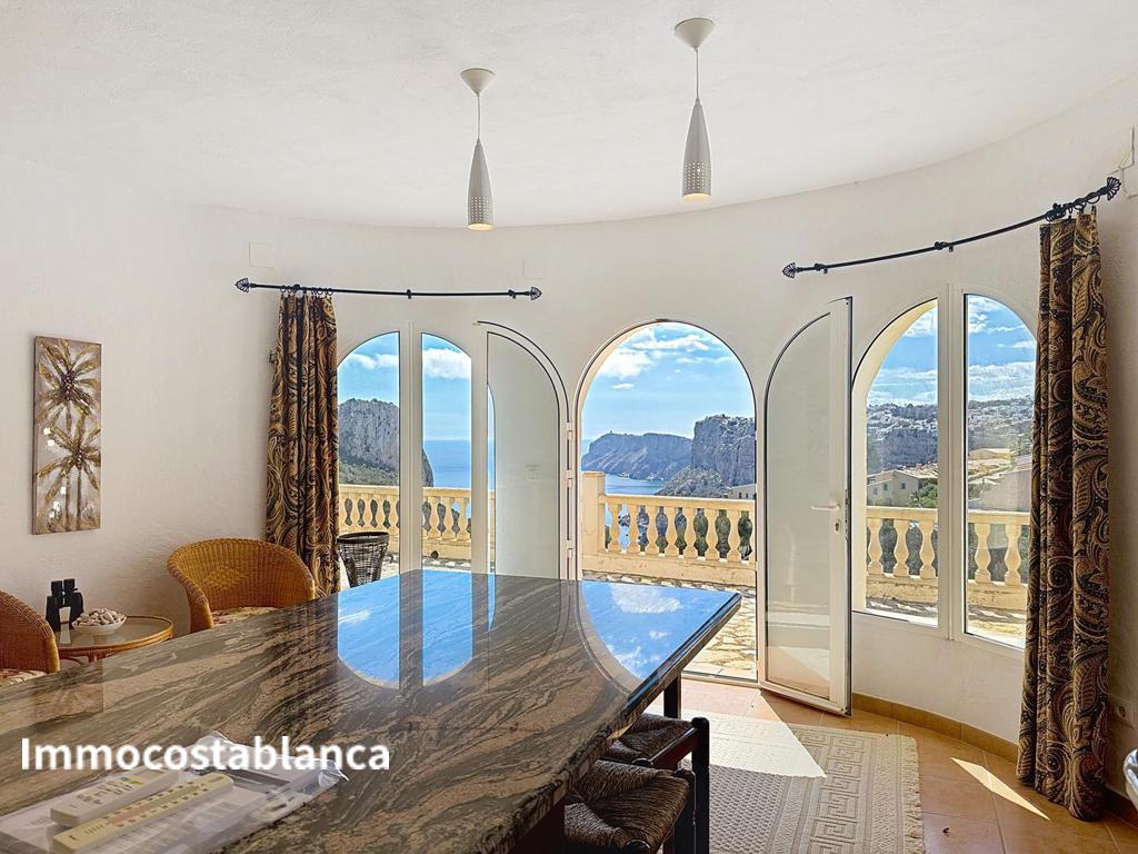 Коттедж в Бенитачеле, 210 м², 495 000 €, фото 1, объявление 24851536