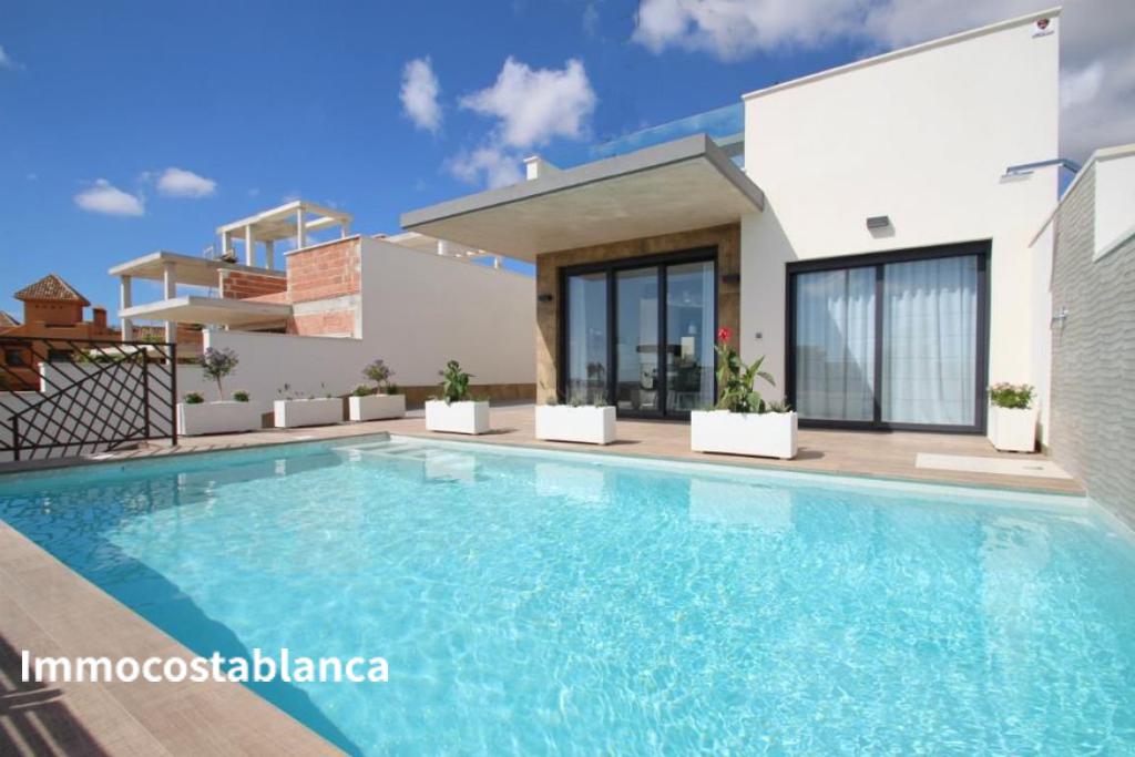 Вилла в Сан-Мигель-де-Салинасе, 92 м², 565 000 €, фото 2, объявление 4129448