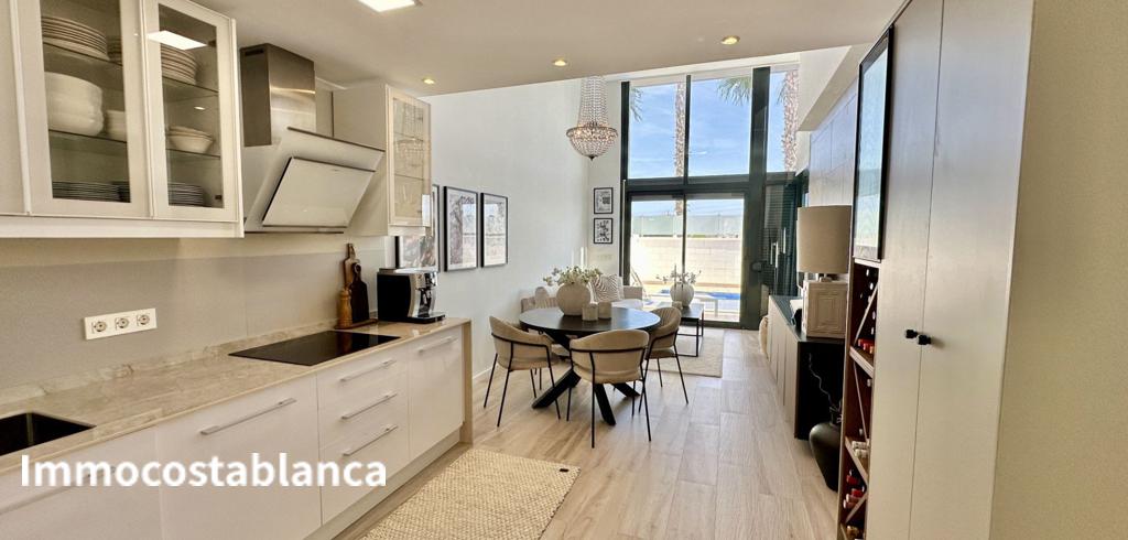 Вилла в Ориуэла Коста, 128 м², 450 000 €, фото 2, объявление 16697216