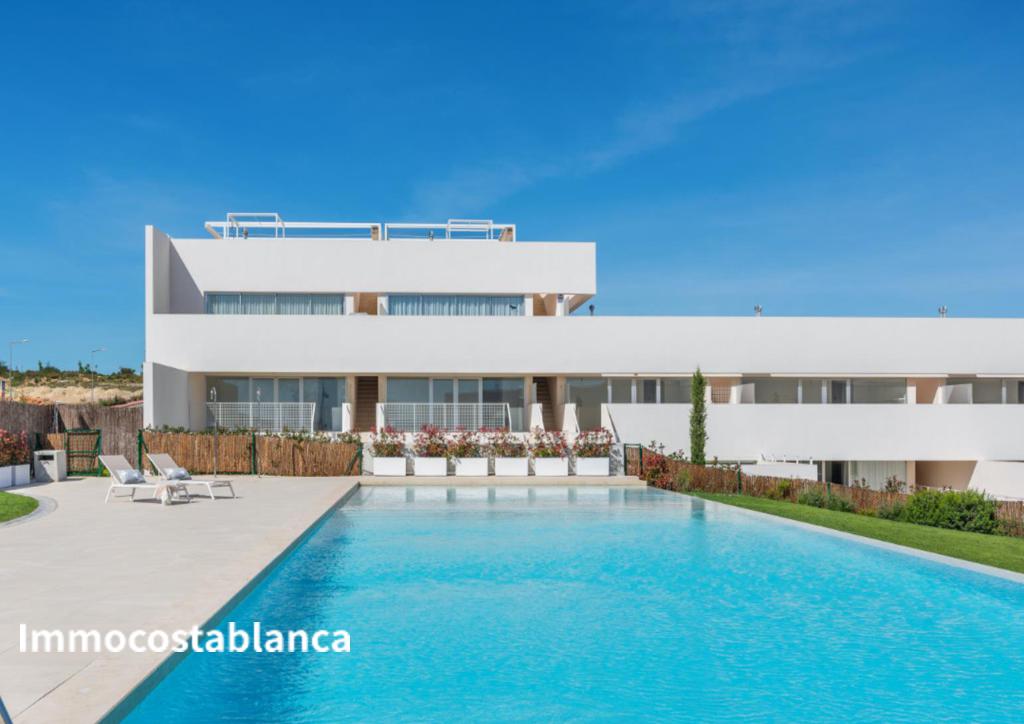 Квартира в Торревьехе, 95 м², 269 000 €, фото 2, объявление 56937216