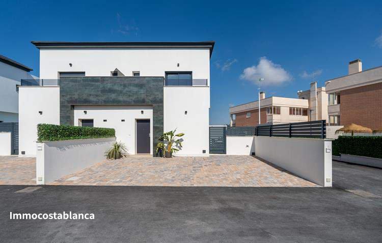 Таунхаус в Гран Алаканте, 121 м², 356 000 €, фото 2, объявление 70265216
