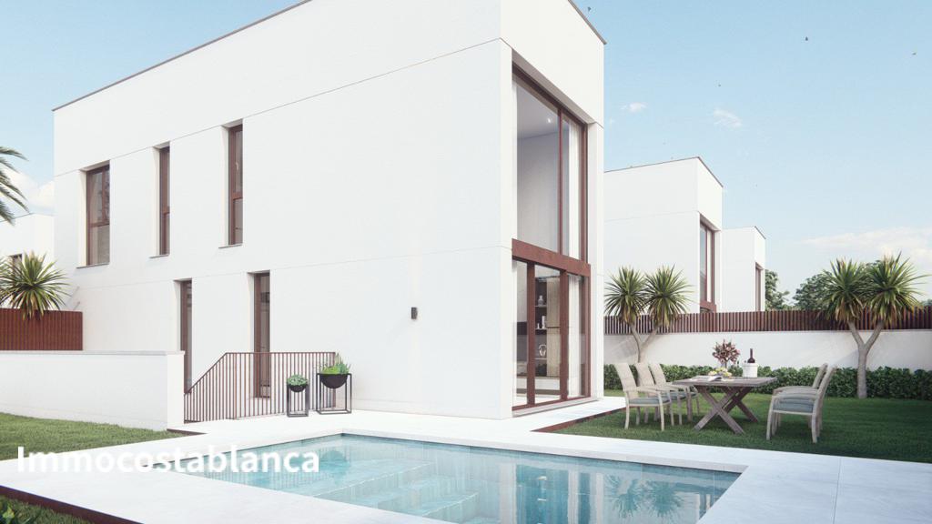 Вилла в Аликанте, 250 м², 566 000 €, фото 1, объявление 73959536