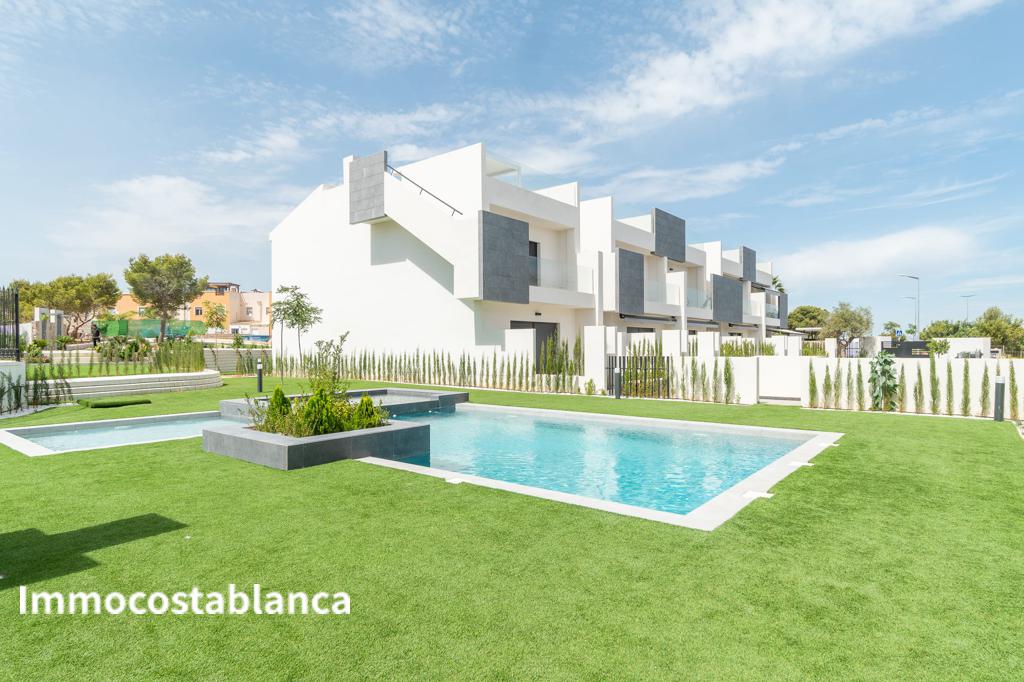 Коттедж в Торревьехе, 74 м², 340 000 €, фото 2, объявление 69017216