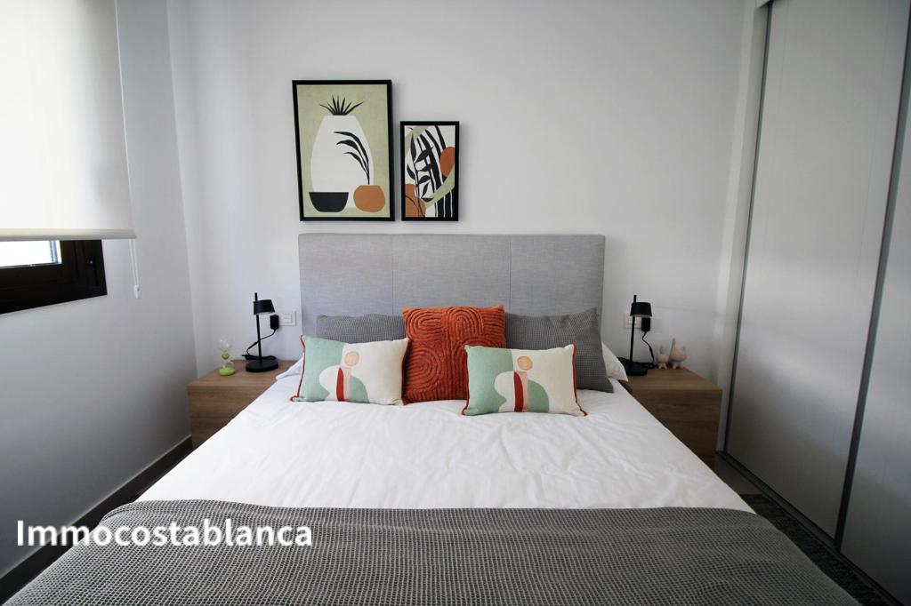 Квартира в Пилар-де-ла-Орададе, 107 м², 355 000 €, фото 1, объявление 78287536