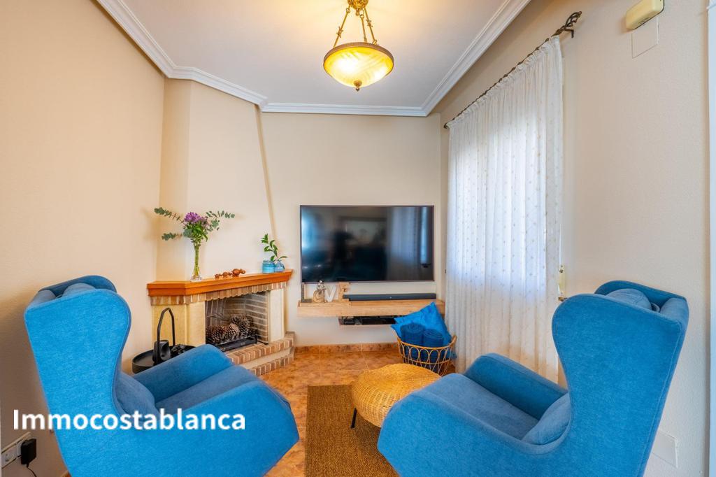 Квартира в Ориуэла Коста, 95 м², 244 000 €, фото 2, объявление 77417216