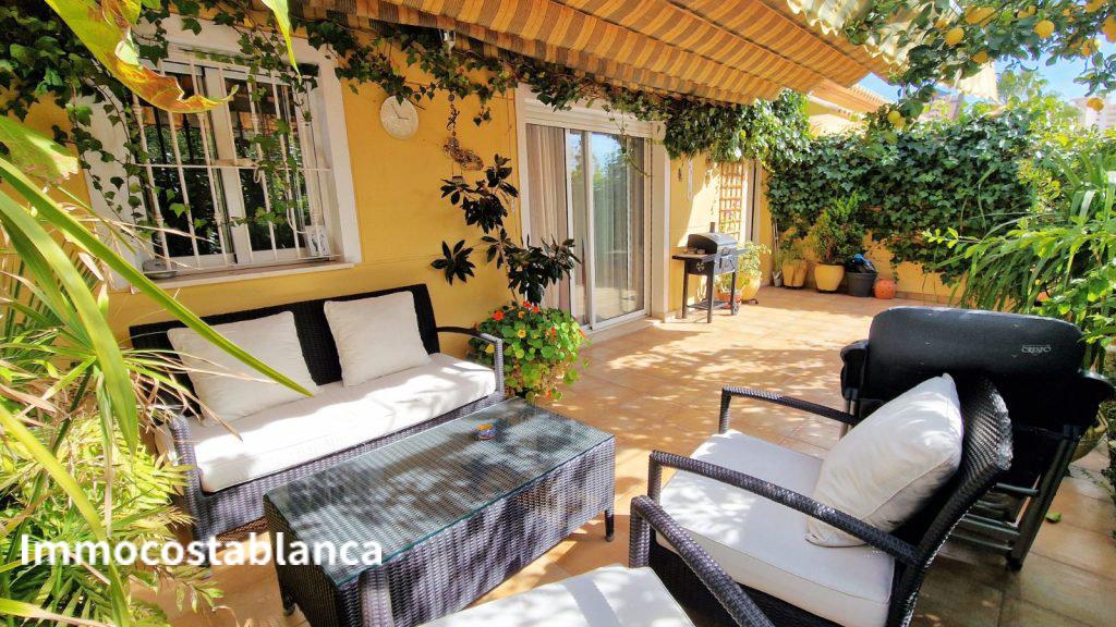 5-комн. таунхаус в Финестрате, 270 м², 375 000 €, фото 1, объявление 70689856