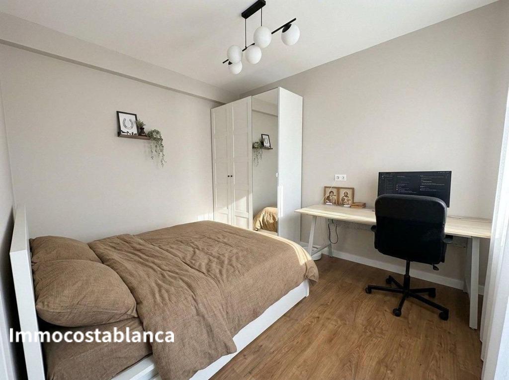 Квартира в Аликанте, 91 м², 250 000 €, фото 2, объявление 2410016