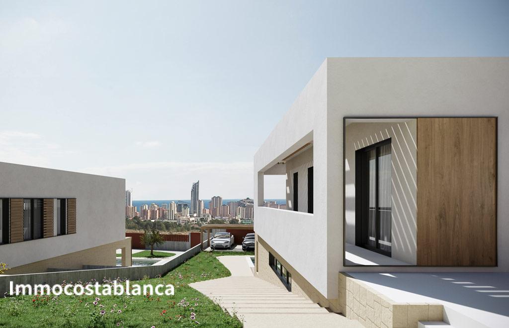 Вилла в Финестрате, 198 м², 770 000 €, фото 1, объявление 29646656