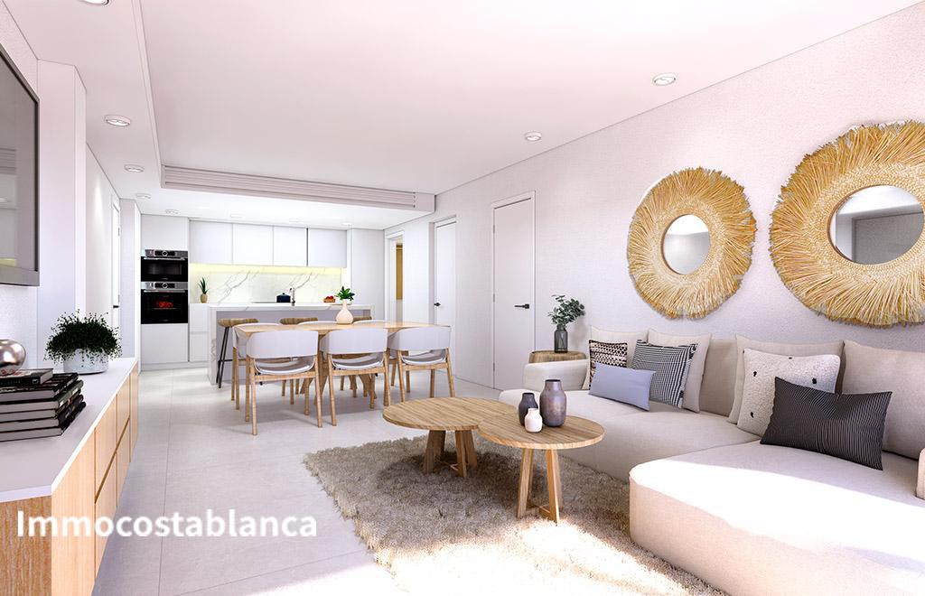 Квартира в Пилар-де-ла-Орададе, 91 м², 260 000 €, фото 1, объявление 74399216