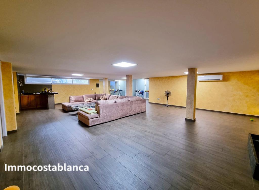 Дом в городе в Ла-Мата, 380 м², 1 170 000 €, фото 1, объявление 42407456