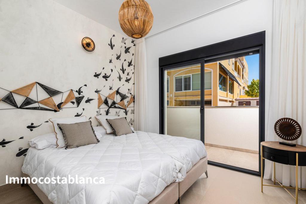 Квартира в Сьюдад-Кесада, 66 м², 294 000 €, фото 9, объявление 71807536