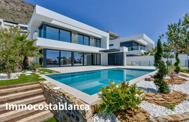 5-комн. вилла в Финестрате, 640 м²