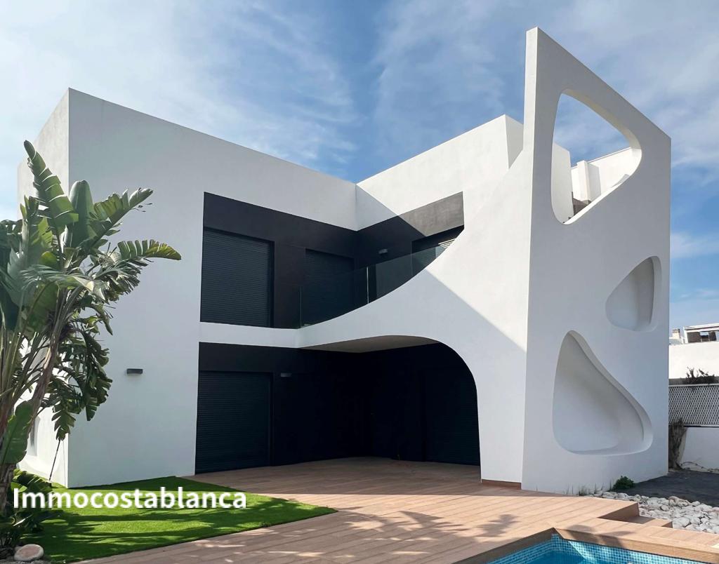 Вилла в Сьюдад-Кесада, 115 м², 770 000 €, фото 4, объявление 37015536